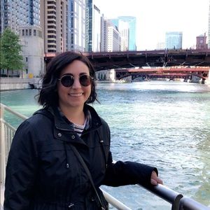 Meet your Posher, Taylor